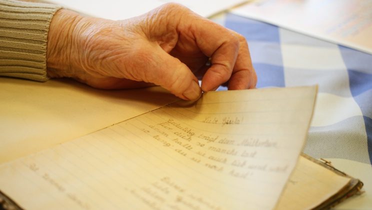 Cum se identifică rima într-un text