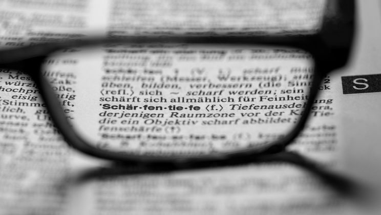 Cum se scrie corect: binecunoscut sau bine cunoscut?