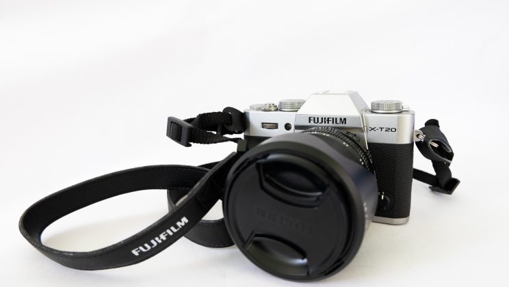 Fujifilm X-T50: aparat foto compact pentru fotografie de călătorie și lifestyle