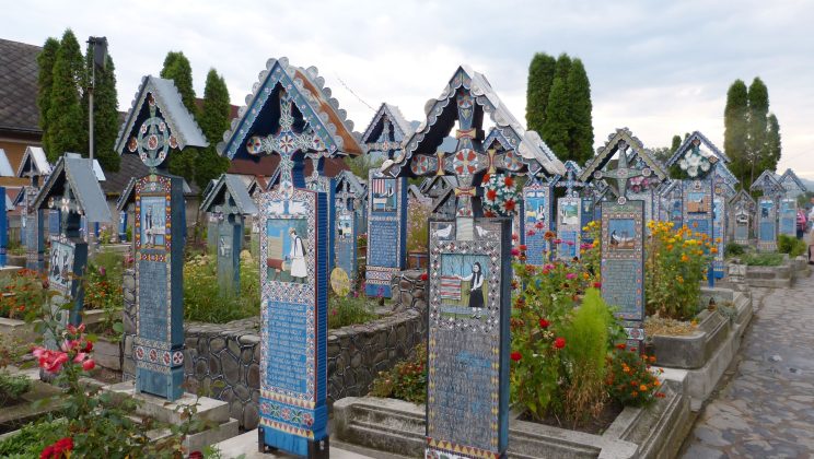 Locuri spectaculoase din județul Maramureș care păstrează tradițiile românești
